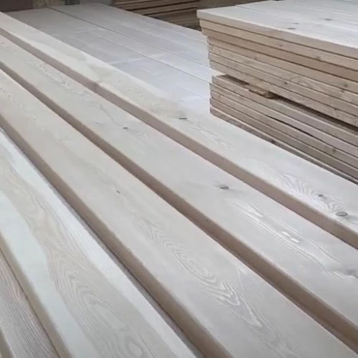 Доска террасная лиственница гладкая 45*140*2500, сорт ВС (0,35м2)