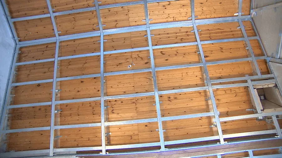 Обрешетка поверхности стен